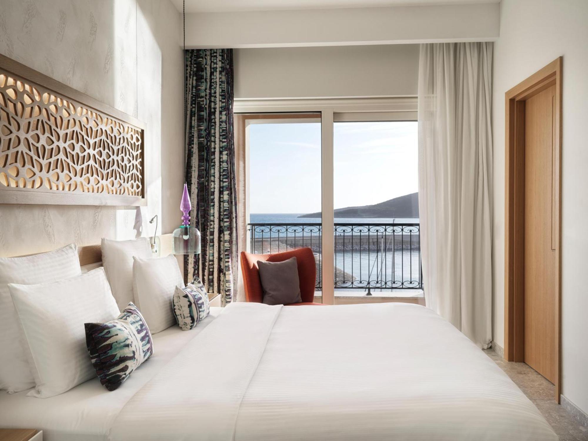 Отель The Chedi Lustica Bay Тиват Экстерьер фото