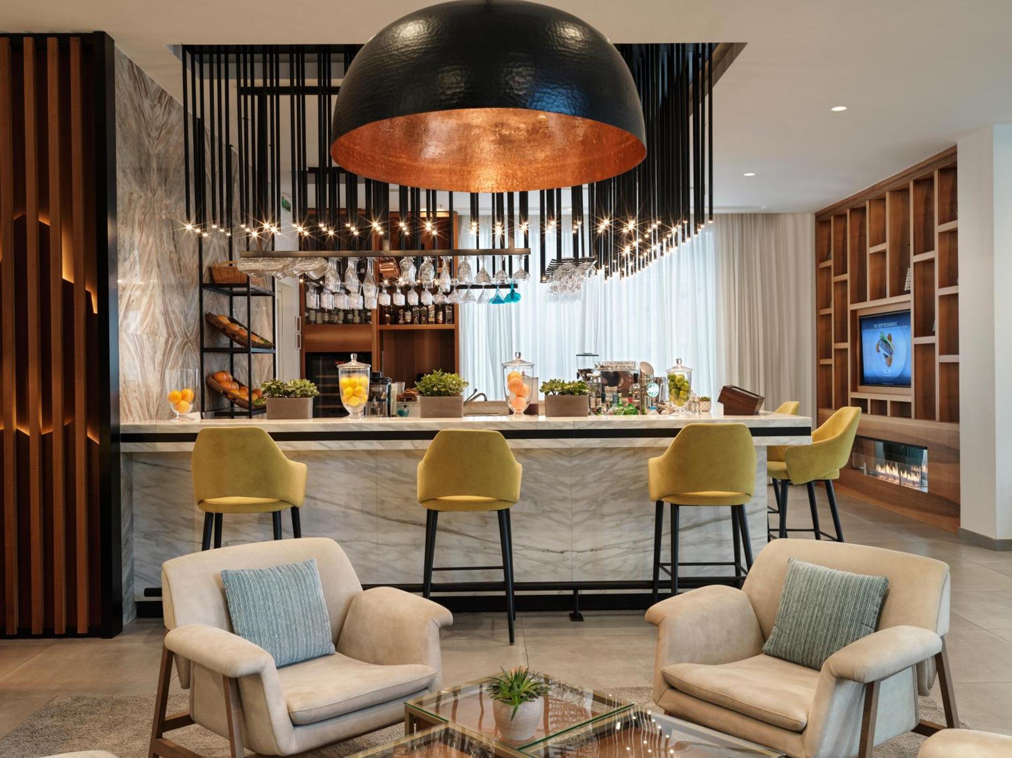 Отель The Chedi Lustica Bay Тиват Экстерьер фото
