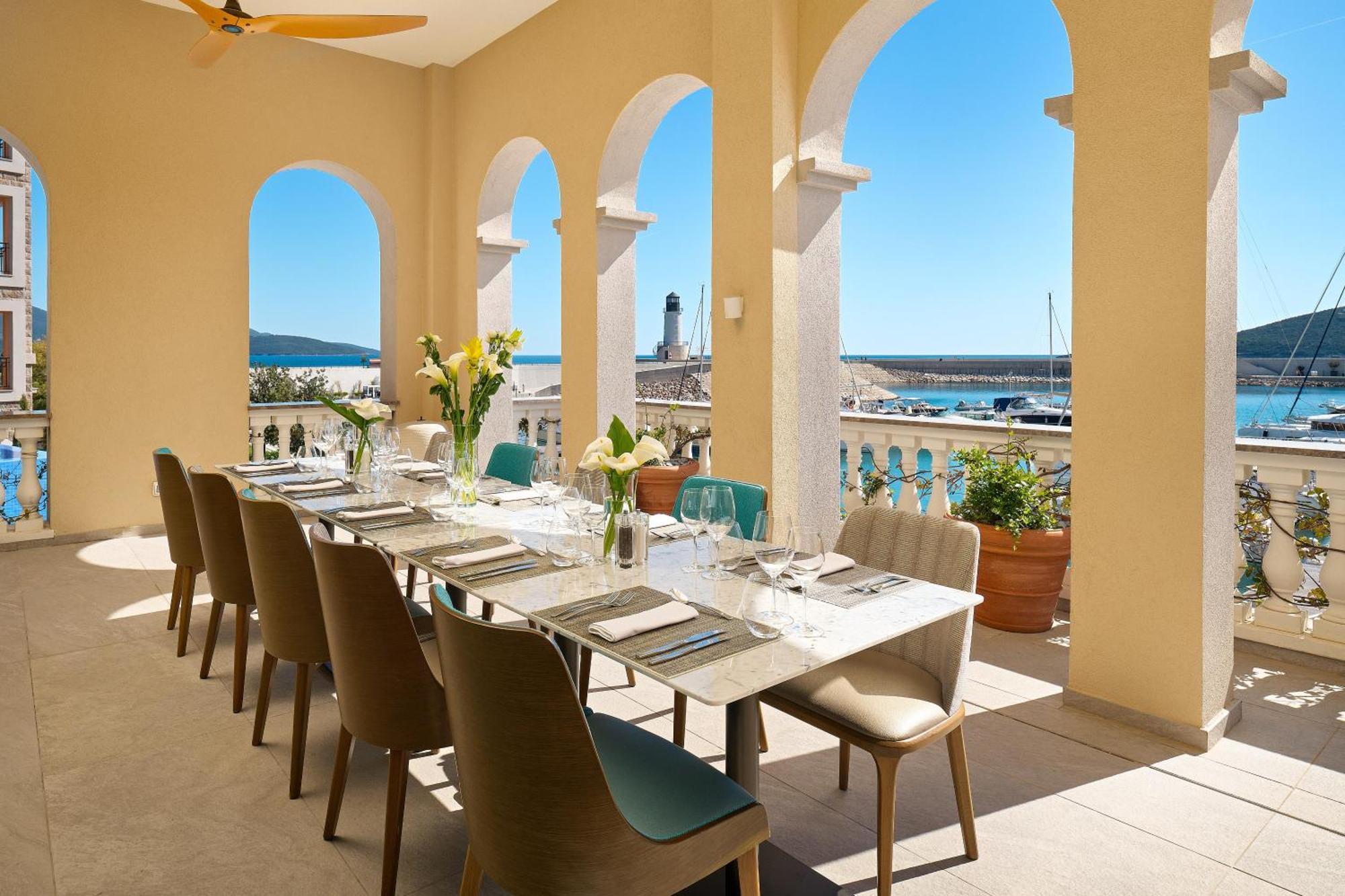 Отель The Chedi Lustica Bay Тиват Экстерьер фото